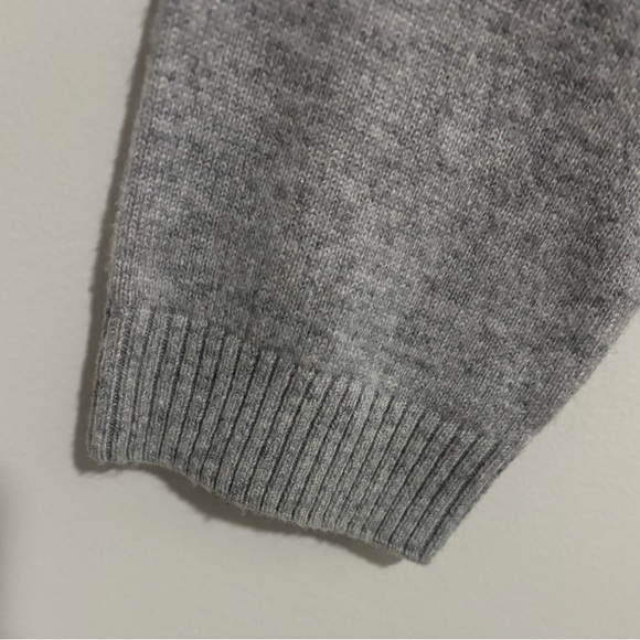 L.L. Bean Women’s 100% Cashmere Turtleneck Sweater in Gray XL - Picture 3 of 6